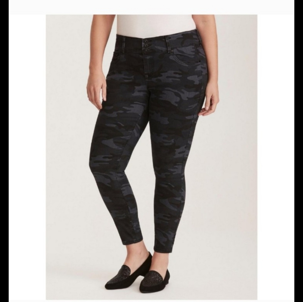 Torrid Black Camo Jeggings